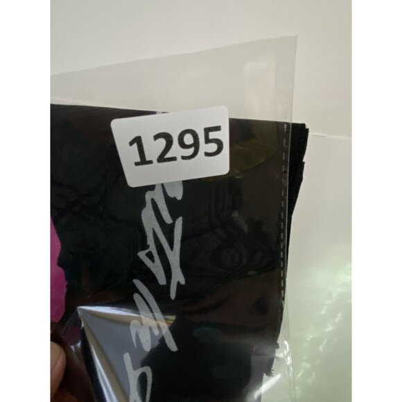 Concert Bandana Trisha Yearwood Bandana Handkerchief Country 1993 Vintage - Picture 6 of 6